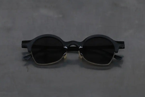 Rigards RG1928 series natural buffalo horn wire cutting high degree handmade glasses RG-RG1928-HKSHP black frame dark gray lens